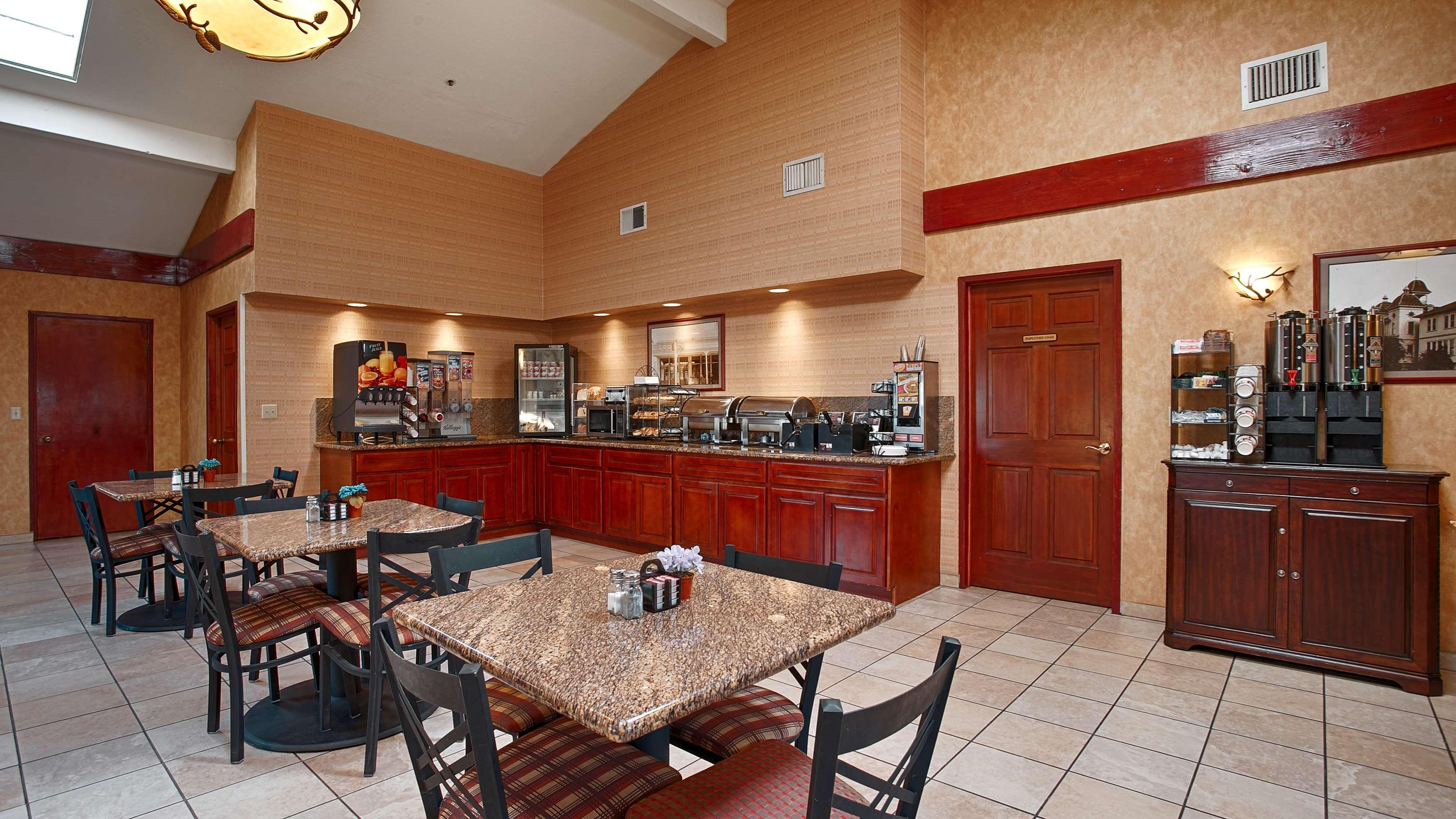 Best Western Plus Forest Park Inn Gilroy Esterno foto